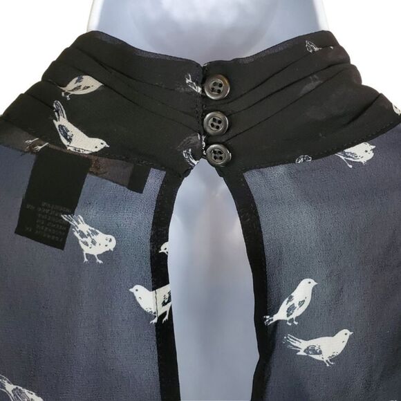 Sheer bird-patterned blouse with button closures by Forever21 / Women's S - Picture 6 of 8